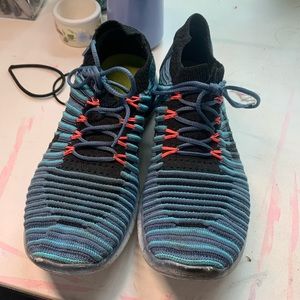 Nike shoes, used. Good condition